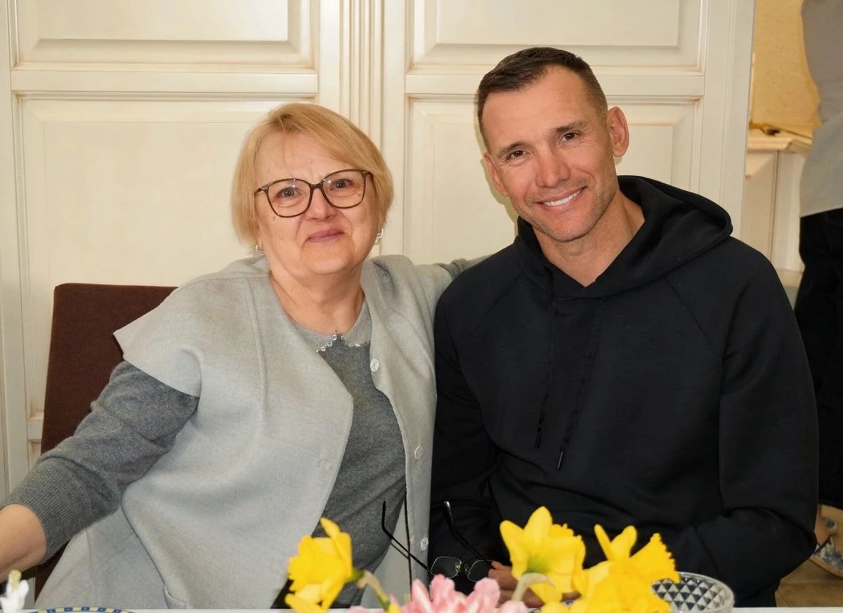 Андрей Шевченко с мамой