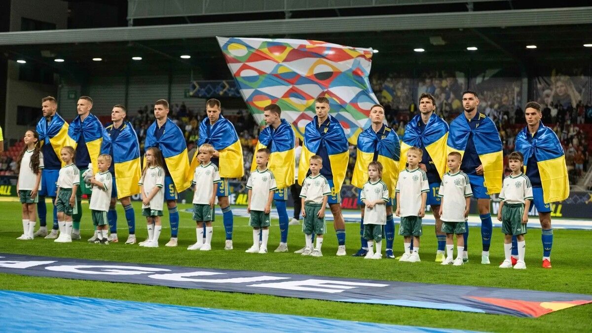 Футболісти збірної України Футболісти збірної України