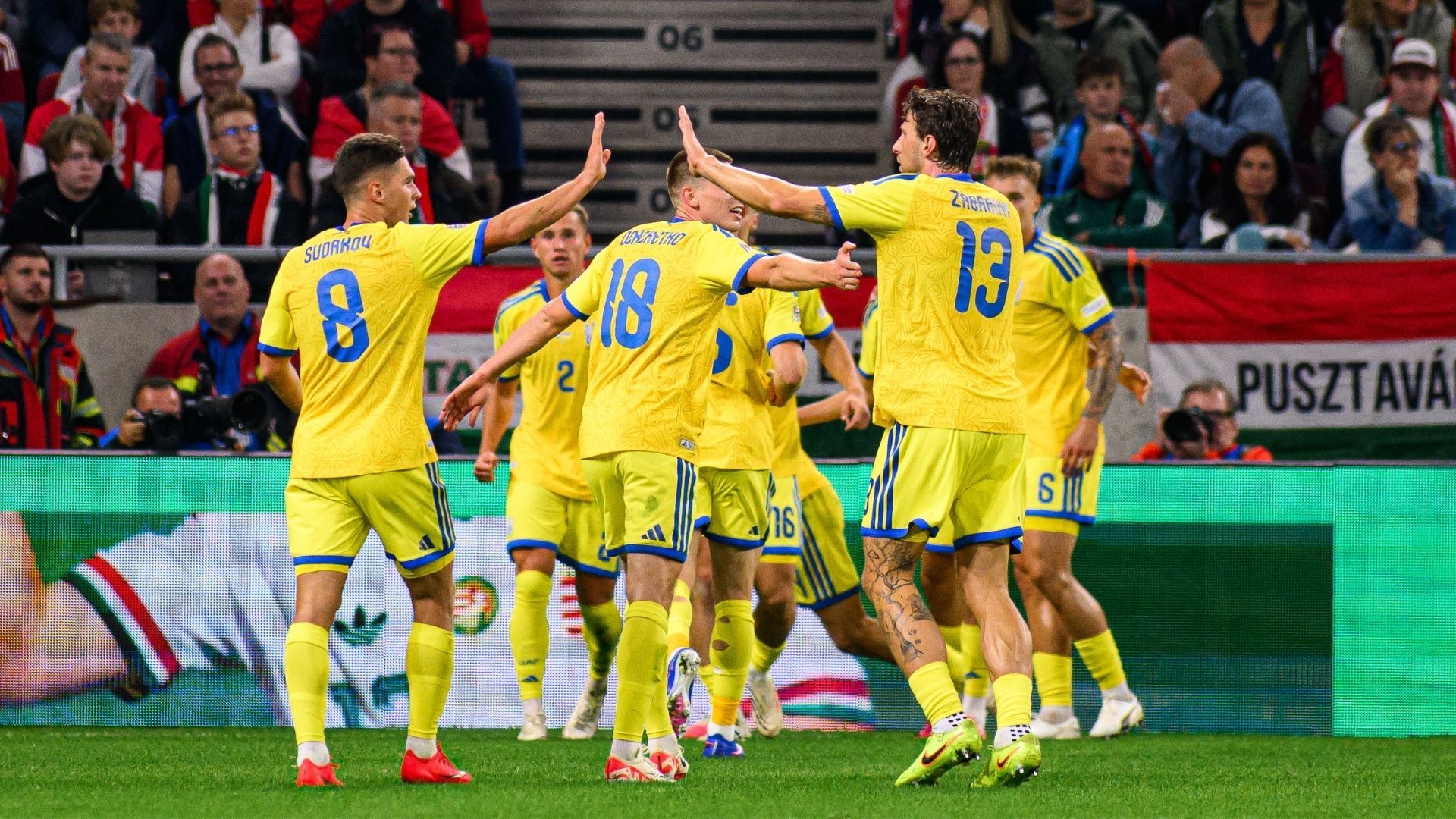 Збірна України з футболу Збірна України з футболу