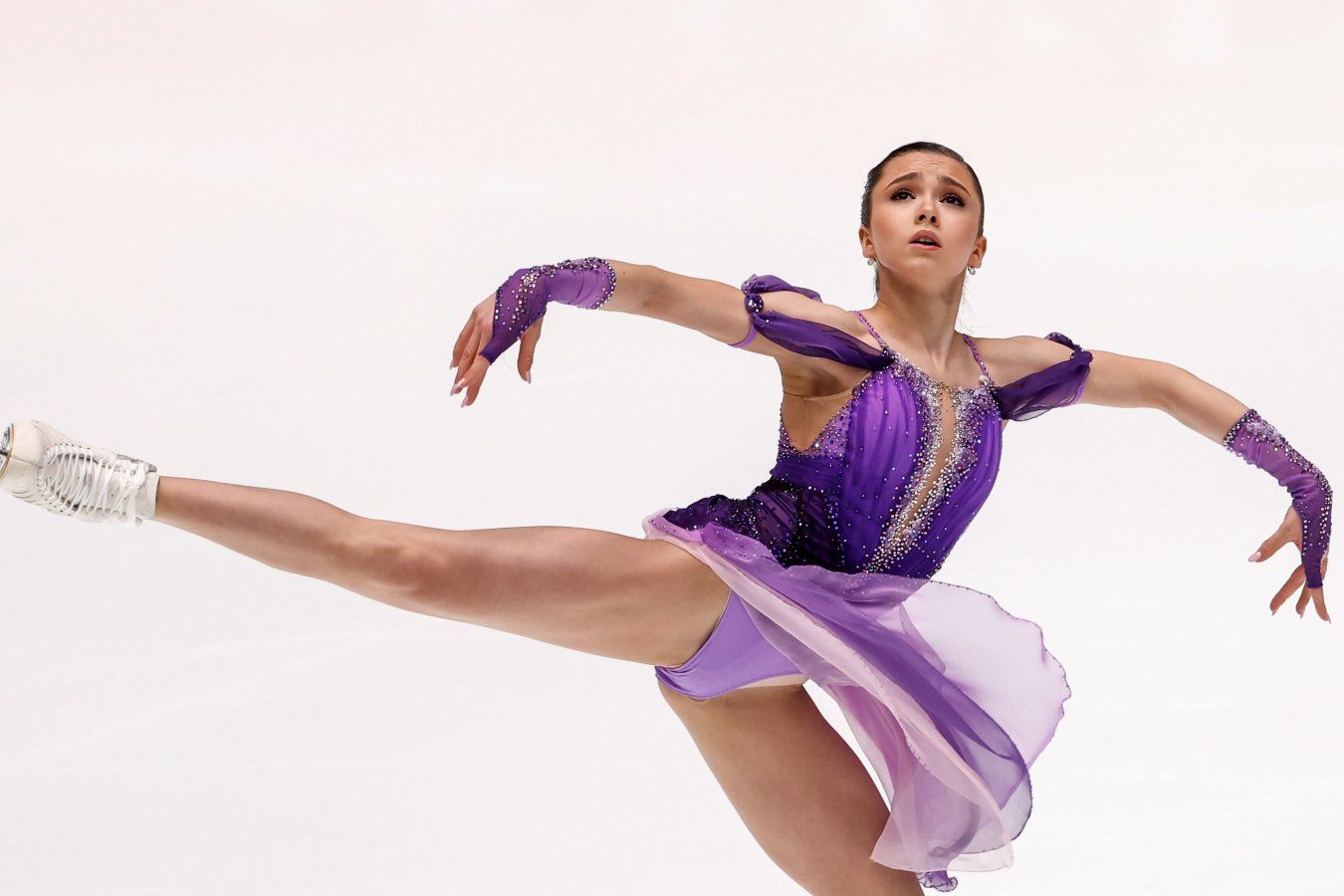 Каміла Валієва знову в центрі уваги